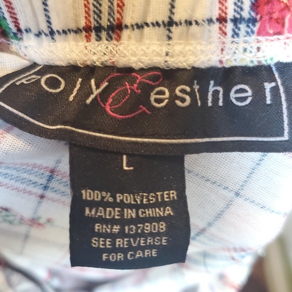 Polly&Esther off shoulder plaid top with Roses.LG - Picture 4 of 7